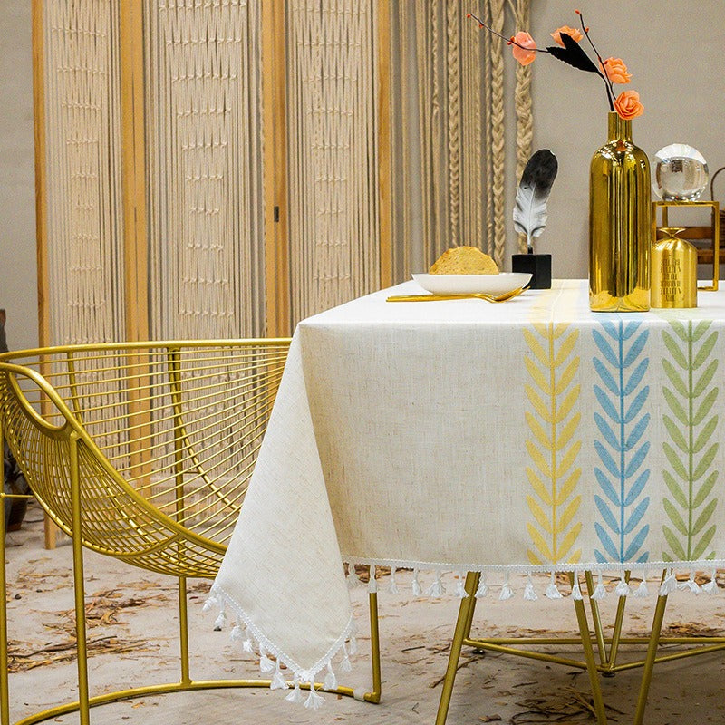 Simple Styled Tablecloth