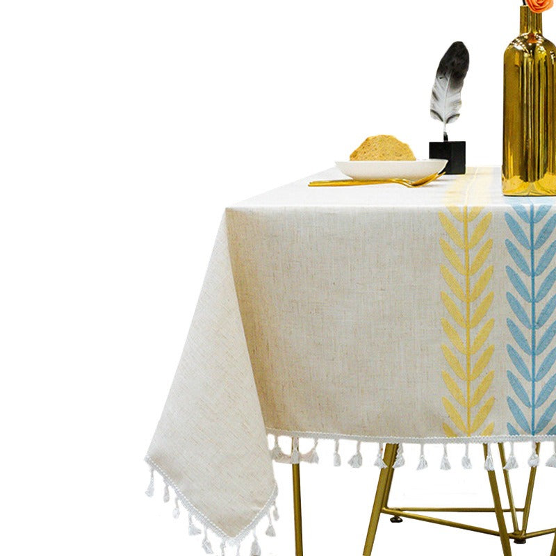 Simple Styled Tablecloth